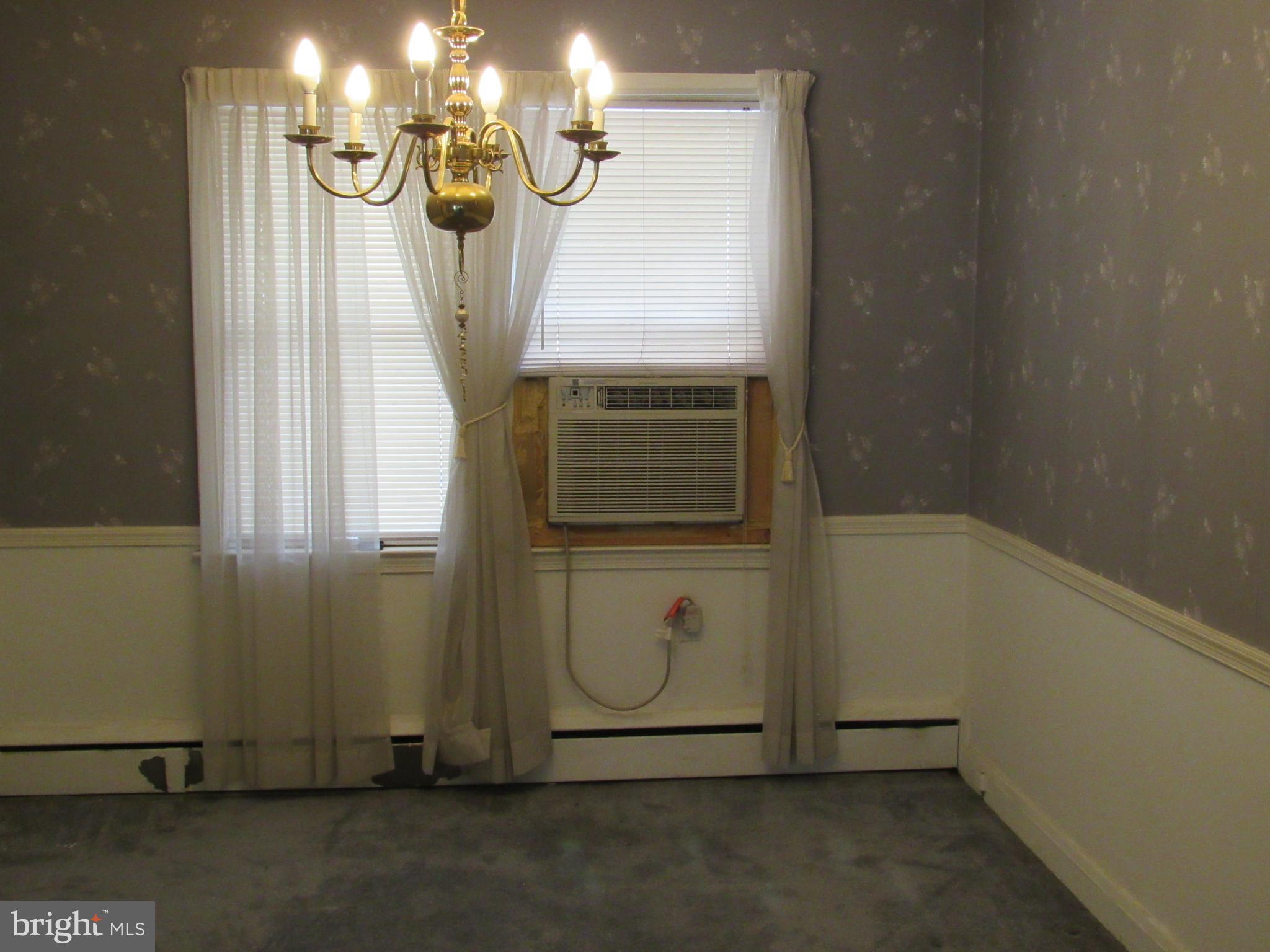 3813 Elkader Road Baltimore, MD 21218 - Photo 2 of 31