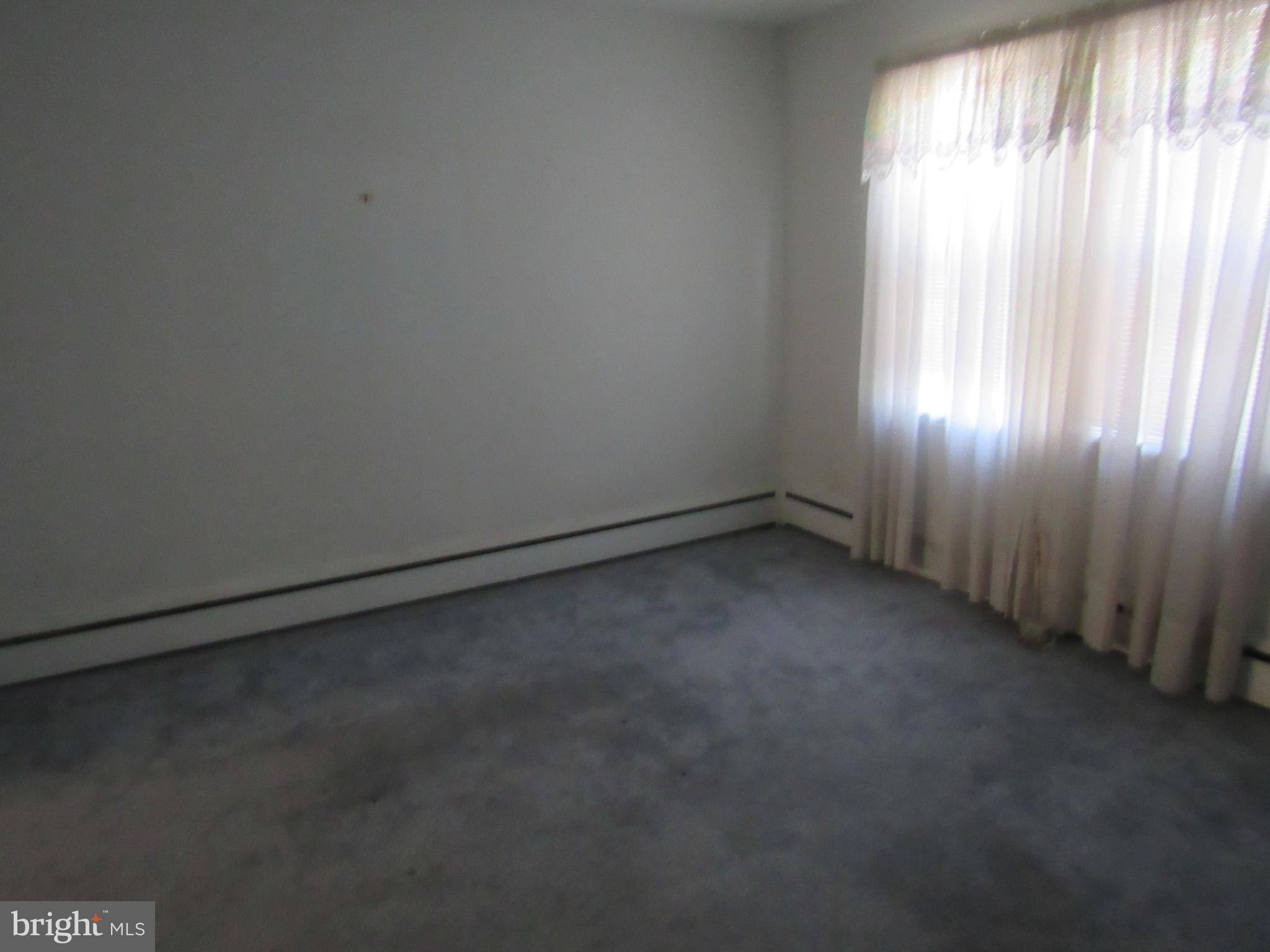 3813 Elkader Road Baltimore, MD 21218 - Photo 14 of 31