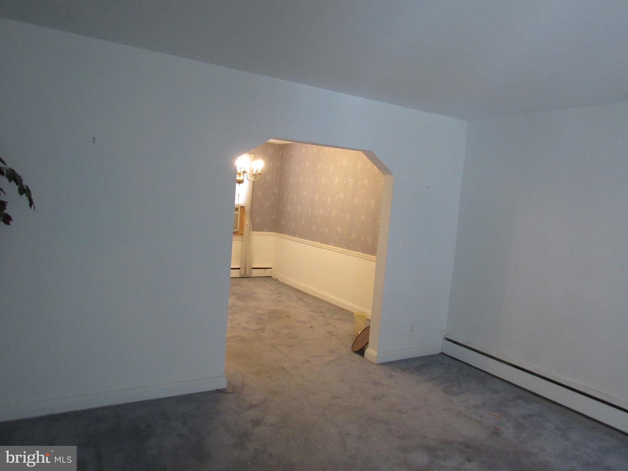 3813 Elkader Road Baltimore, MD 21218 - Photo 4 of 31