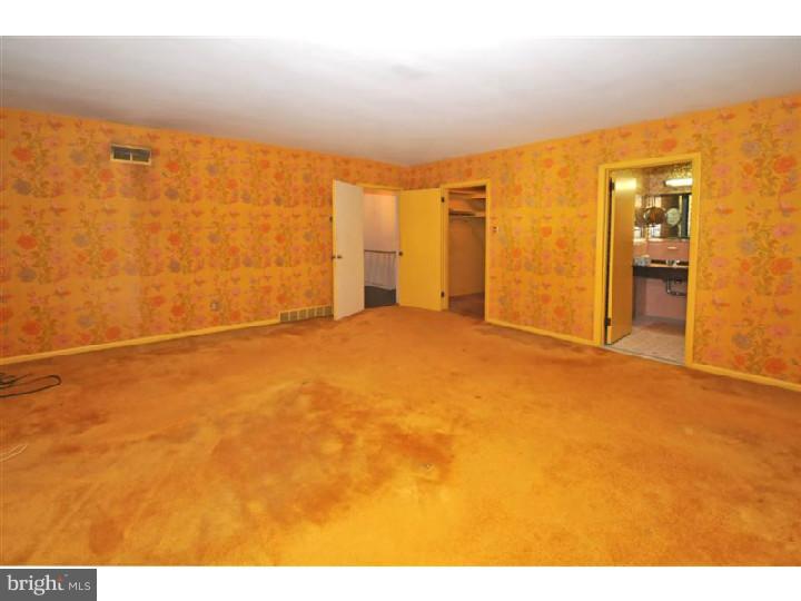 1097 Squirrel Road Jenkintown, PA 19046 - Photo 11 of 20 Master Bedroom
