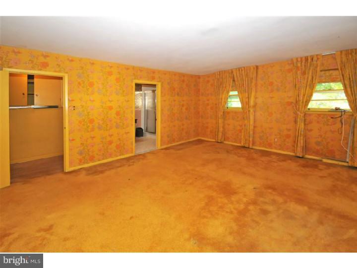 1097 Squirrel Road Jenkintown, PA 19046 - Photo 10 of 20 Master Bedroom