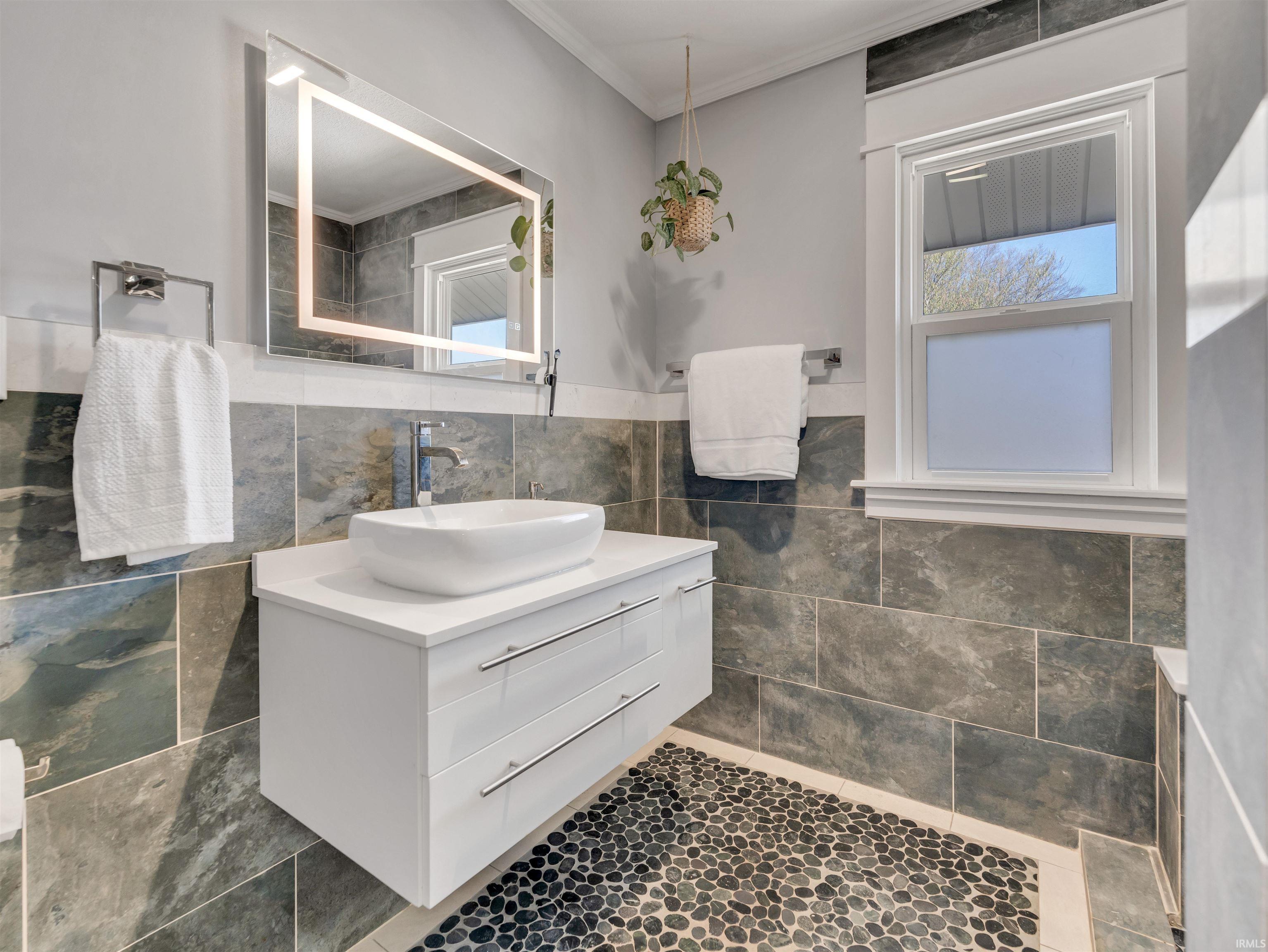 2526 South Wayne Avenue Fort Wayne, IN 46807 - Photo 16 of 26