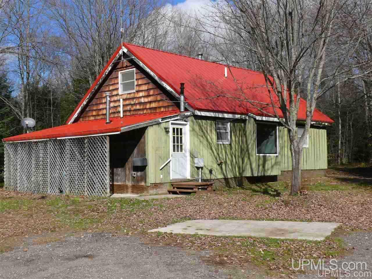N3392 16 16 Mile Lake Road Munising, MI 49862 - Photo 1 of 24