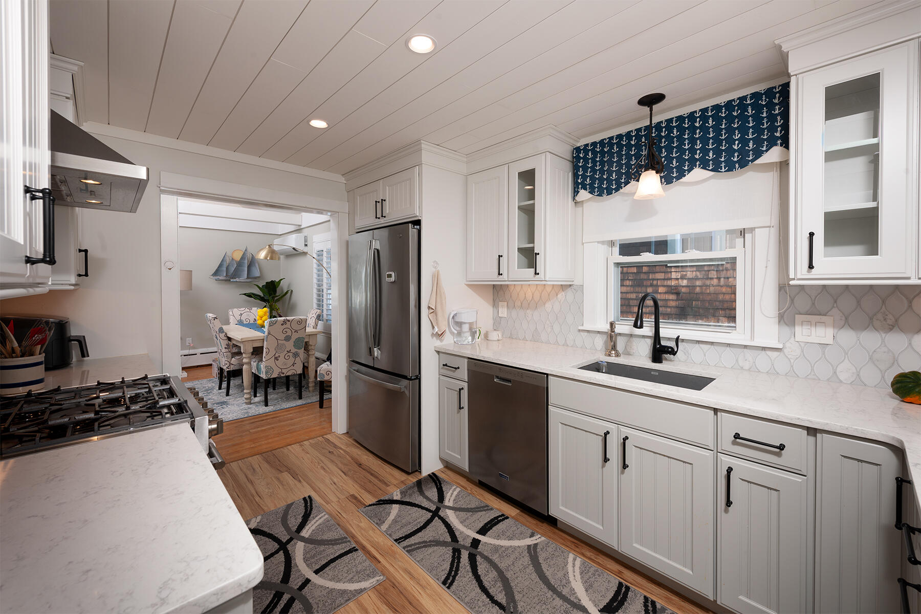 47 Long Sands Road York, ME 03909 - Photo 11 of 36 11