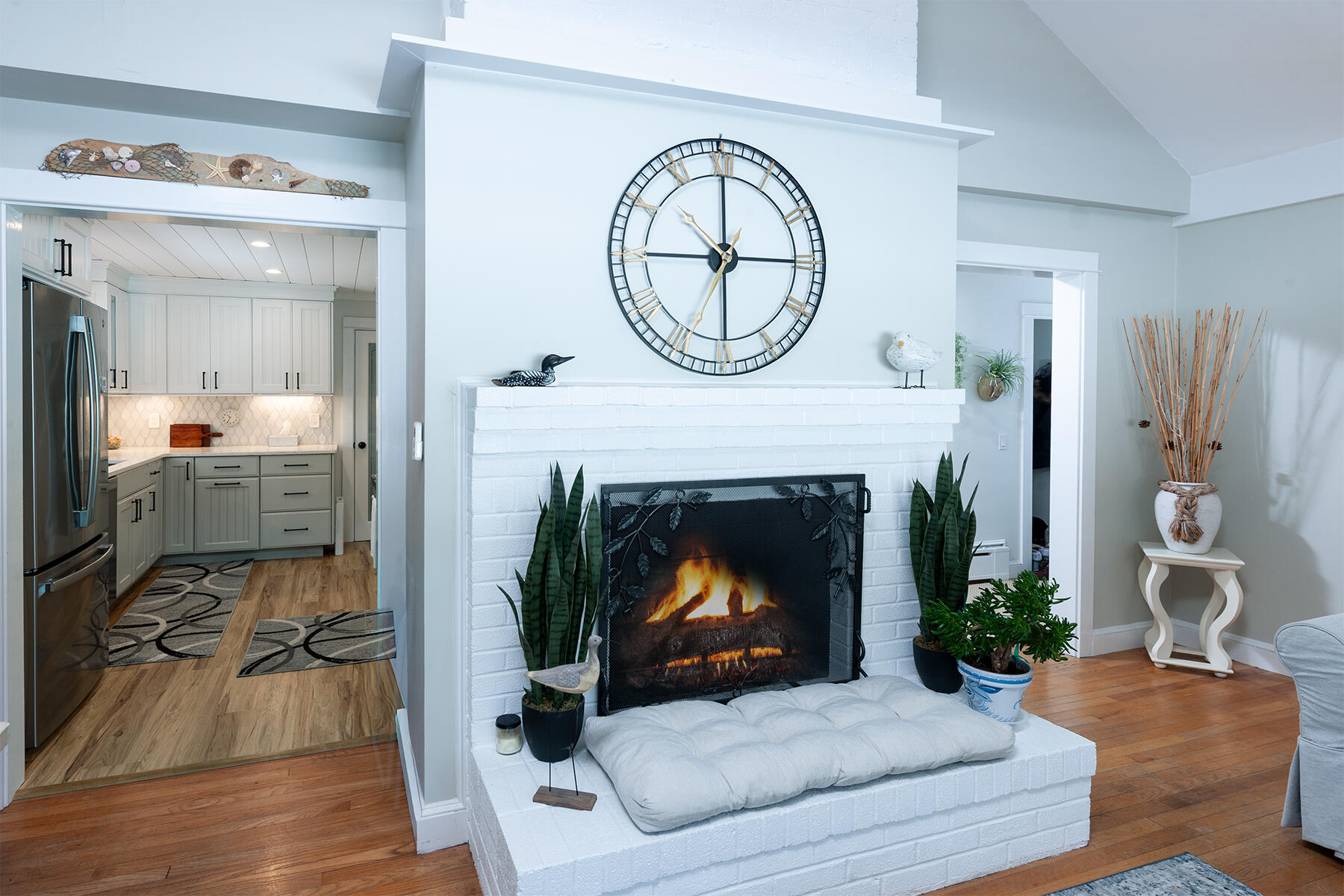 47 Long Sands Road York, ME 03909 - Photo 7 of 36 7