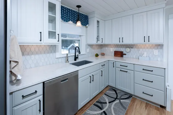 $775,000 | 47 Long Sands Road, York, ME 03909