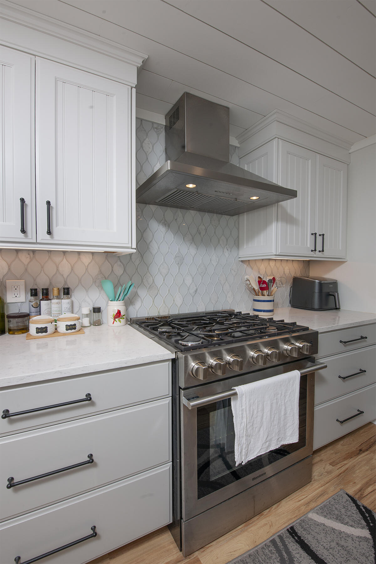 47 Long Sands Road York, ME 03909 - Photo 10 of 36 10