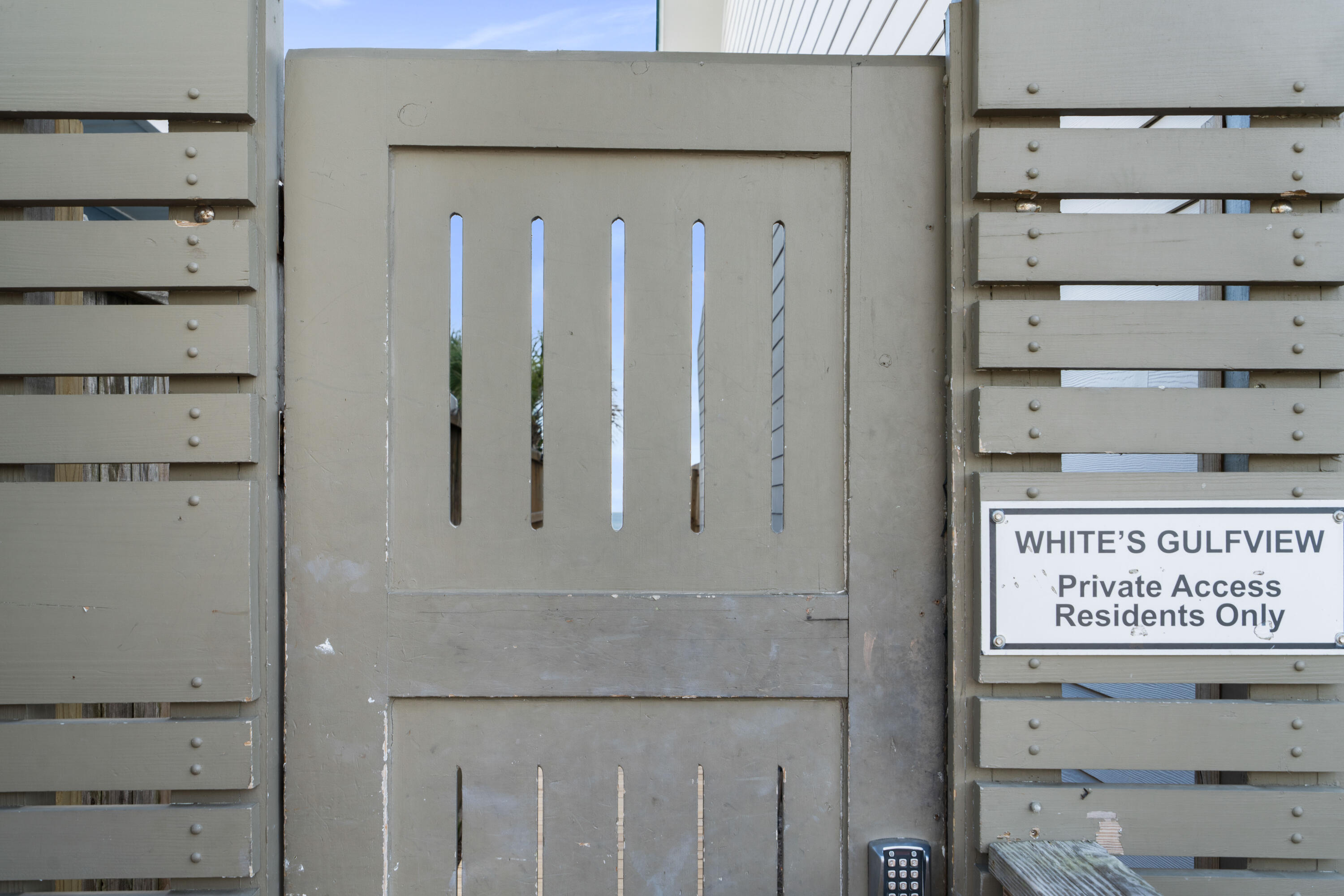 275 Clareon Dr Inlet Beach Inlet Beach, FL 32461 - Photo 74 of 76 a view of a hallway with shelf
