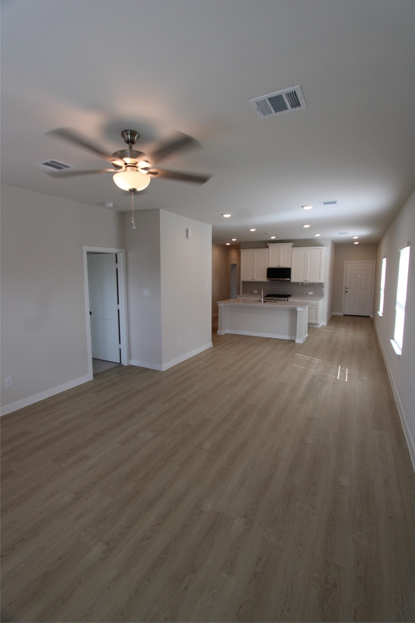 124 Rising Cedar Lane Hockley, TX 77447 - Photo 10 of 23 Gallery Image 10