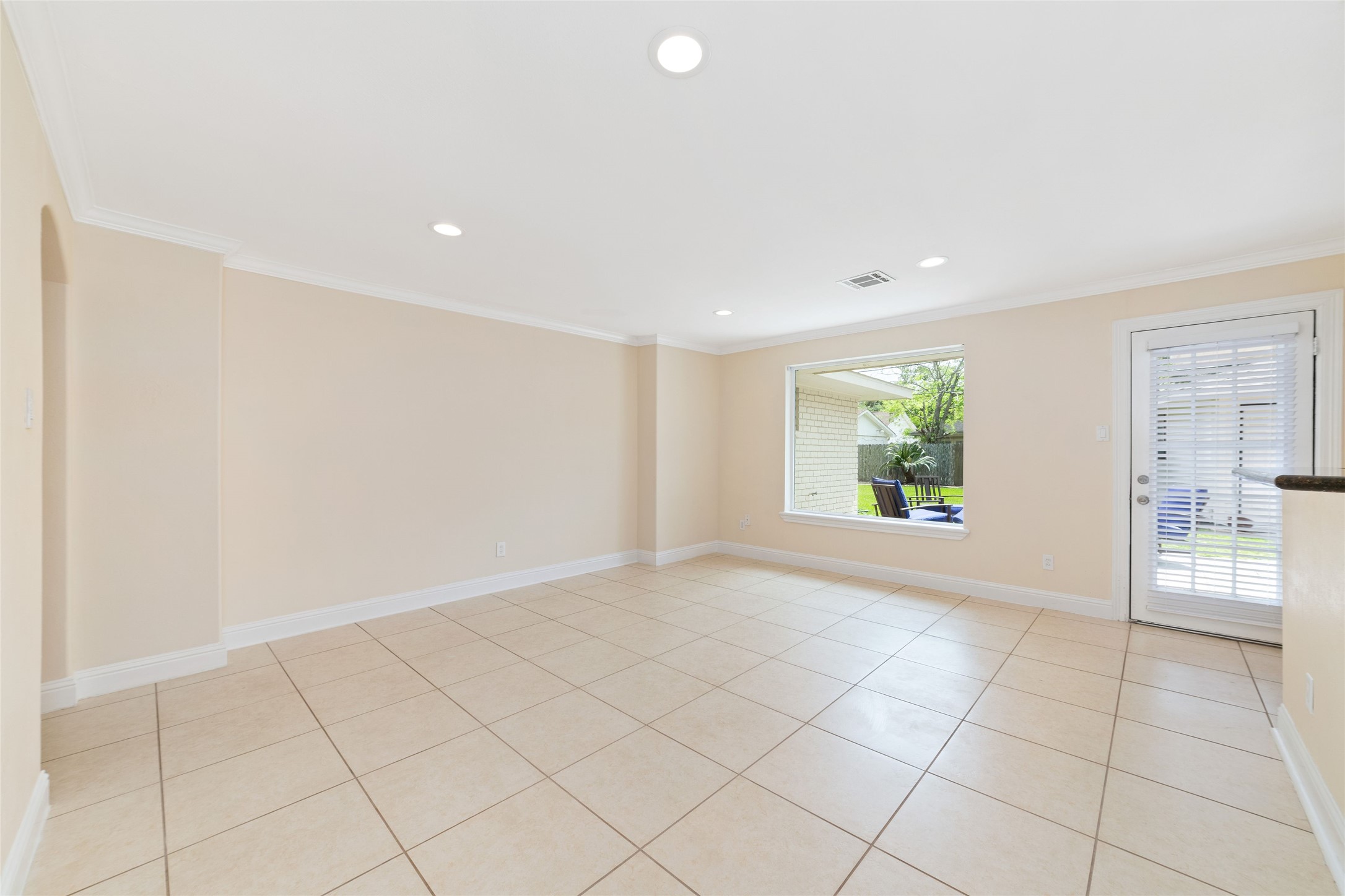 5643 Cheena Drive Houston, TX 77096 - Photo 14 of 32 a view of an empty room with a window