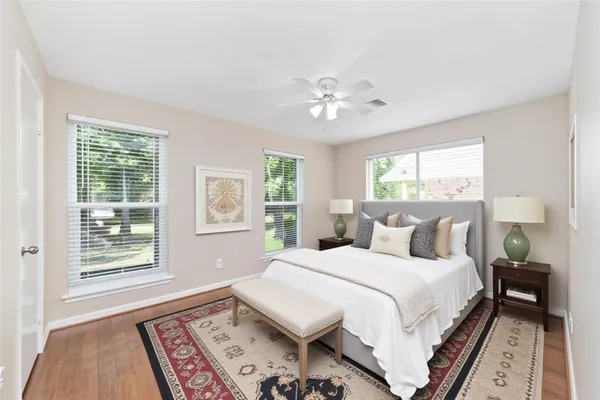 $2,700 | 5643 Cheena Drive, Houston, TX 77096