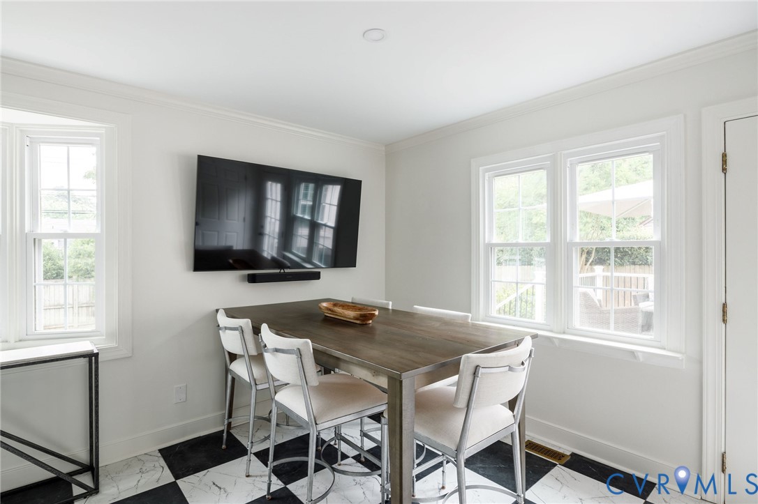 7108 Three Chopt Road Richmond, VA 23226 - Photo 20 of 49 breakfast area