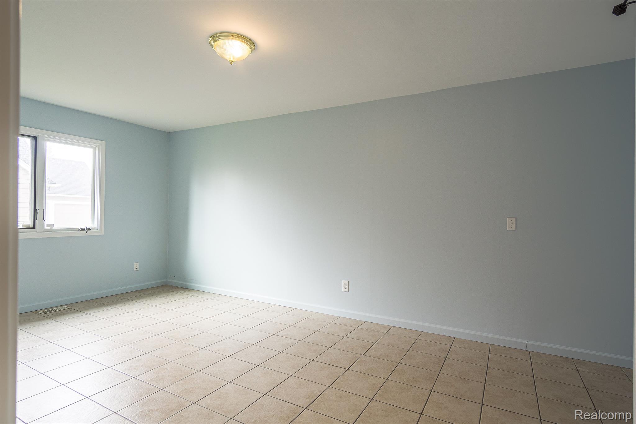 3427 Crooks Road Rochester, MI 48309 - Photo 17 of 29 Gallery Image 17