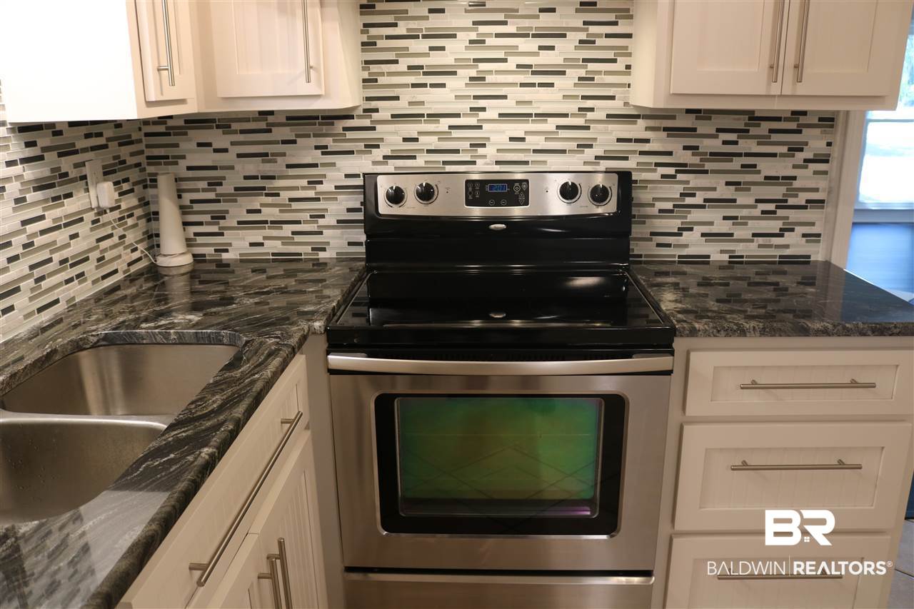 158 Ridgewood Drive Daphne, AL 36526 - Photo 18 of 47