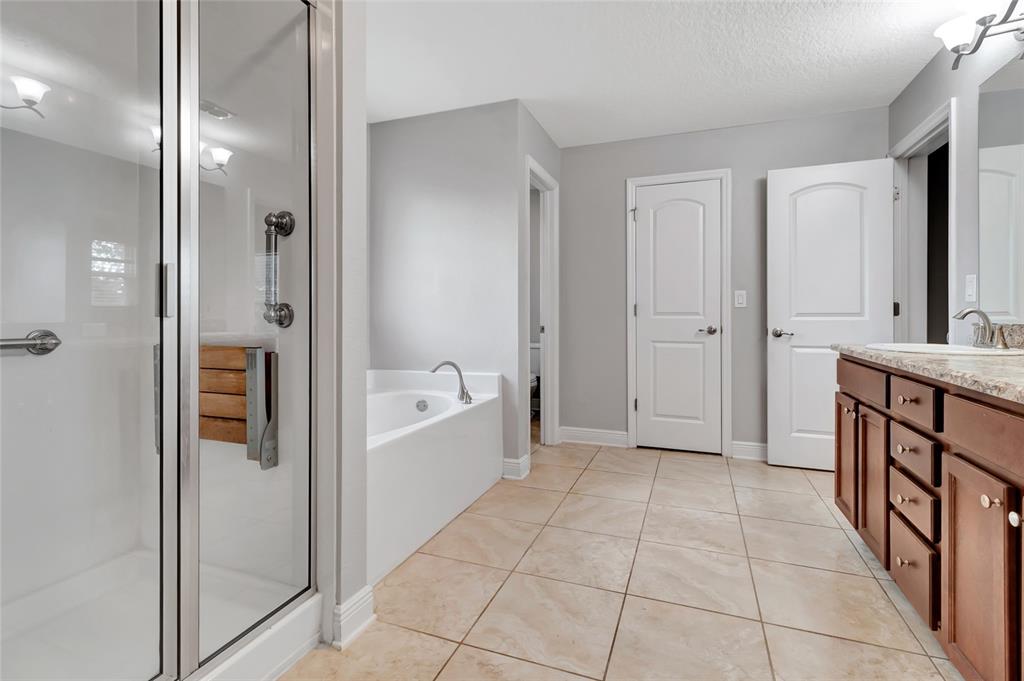 2301 Angel Fish Loop Leesburg, FL 34748 - Photo 15 of 33 Gallery Image 15