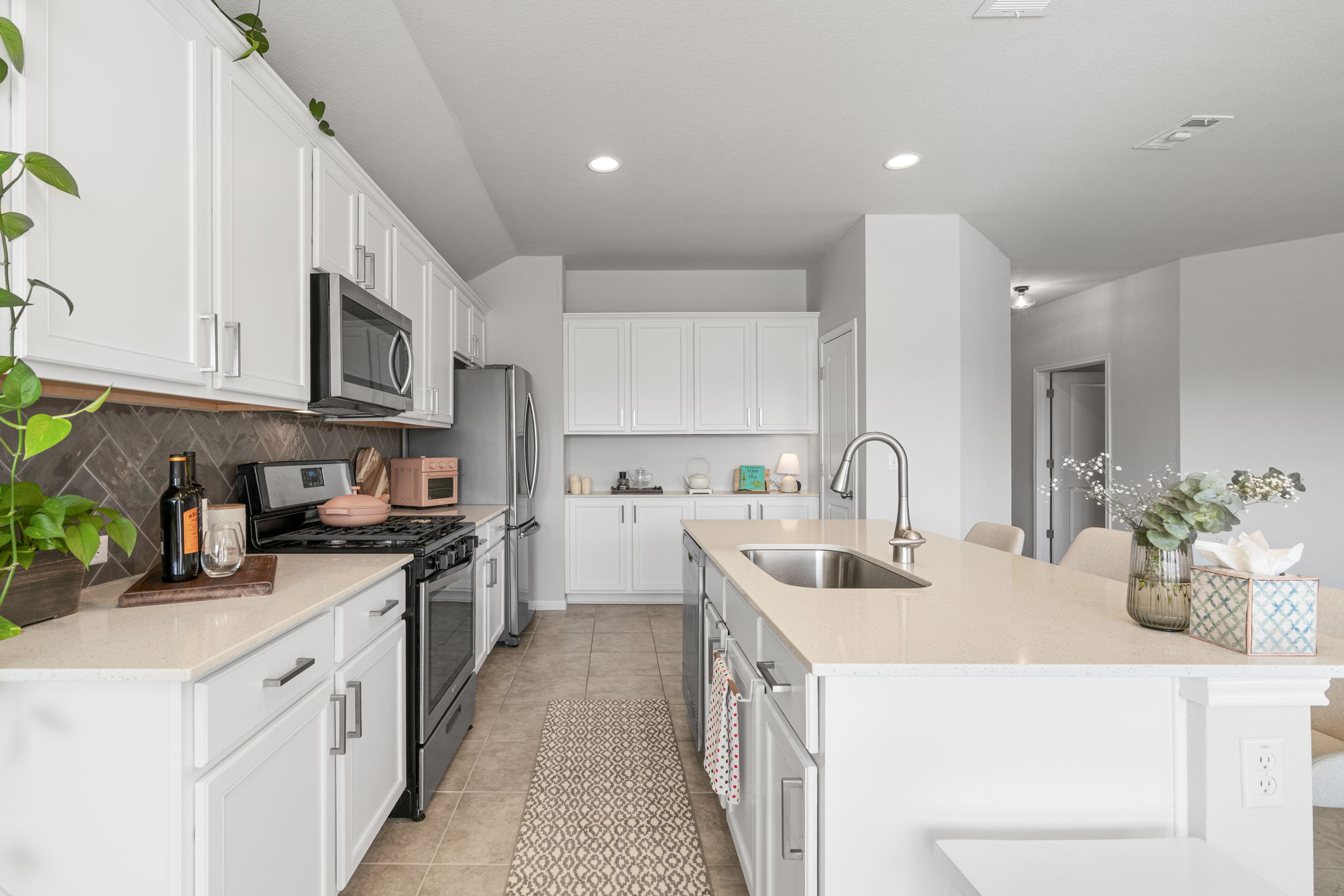 10305 Bankhead Drive Austin, TX 78747 - Photo 14 of 40