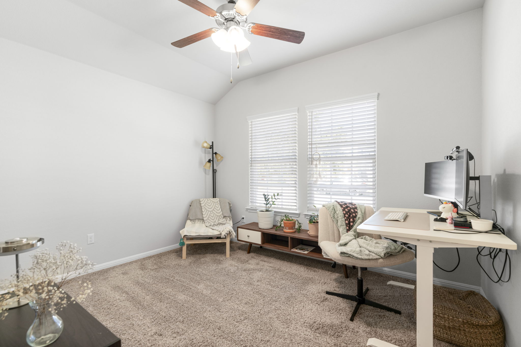 10305 Bankhead Drive Austin, TX 78747 - Photo 27 of 40 3rd bedroom