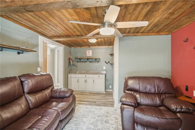 $214,900 | 9124 West Oak Highway, Seneca, SC 29678