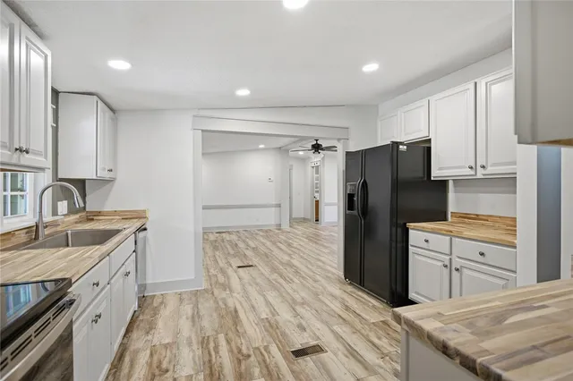 $214,900 | 9124 West Oak Highway, Seneca, SC 29678