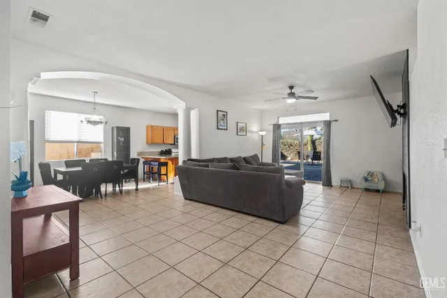 $395,000 | Undisclosed Address, Bakersfield, CA 93311