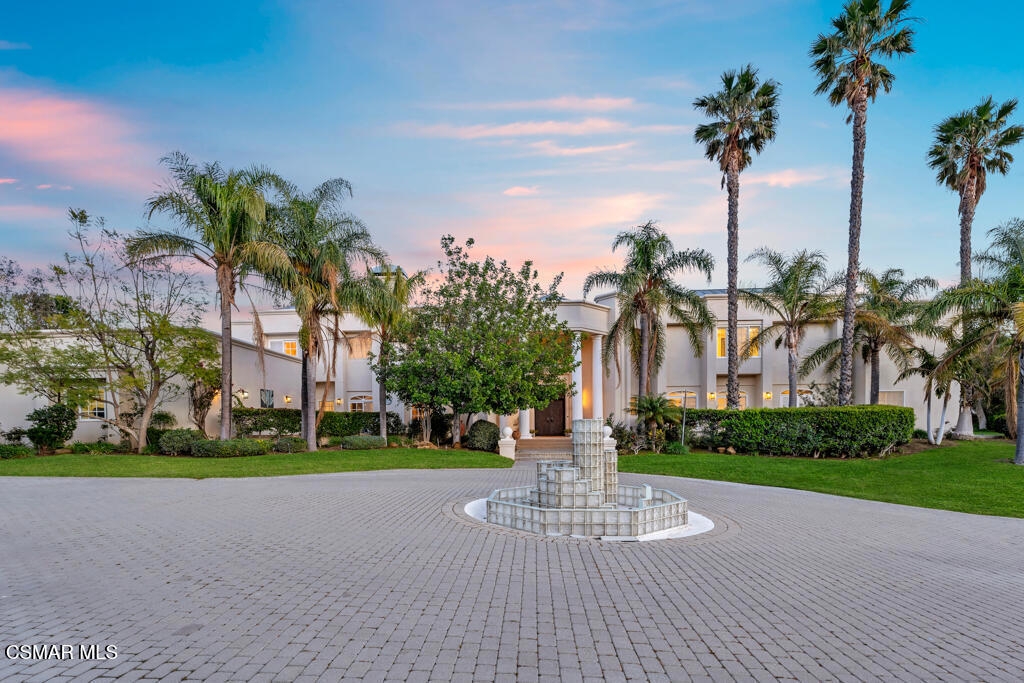 11428 Iverson Road Chatsworth, CA 91311 - Photo 12 of 39