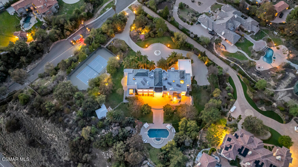 11428 Iverson Road Chatsworth, CA 91311 - Photo 20 of 39