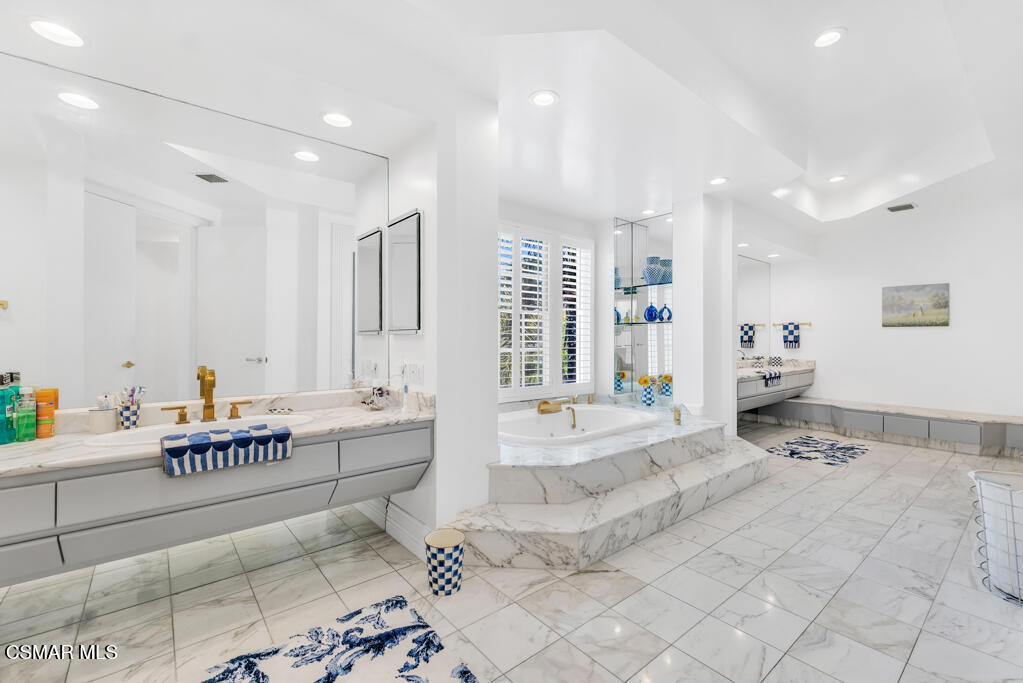 11428 Iverson Road Chatsworth, CA 91311 - Photo 33 of 39