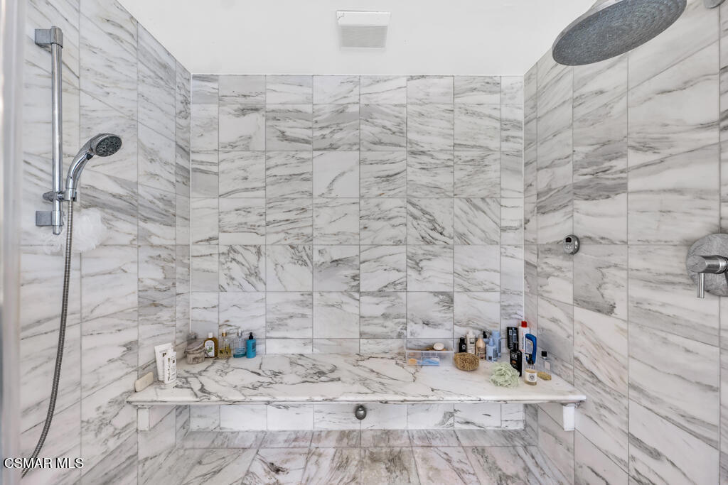11428 Iverson Road Chatsworth, CA 91311 - Photo 35 of 39