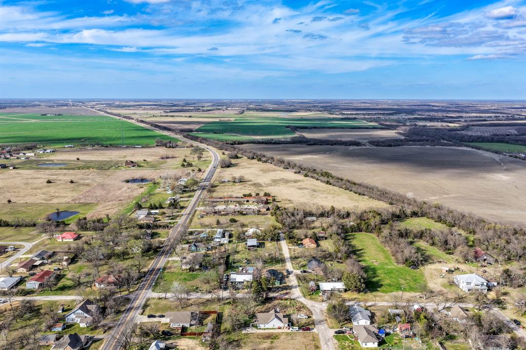 215 North 4th Street Celeste, TX 75423 - Photo 13 of 20 a view of an ocean beach