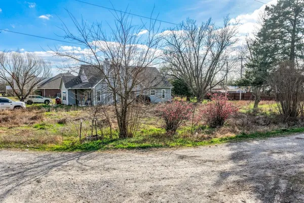 $39,990 | 215 North 4th Street, Celeste, TX 75423