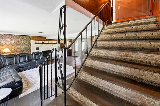 $259,900 | 64 Graves Road, Palermo, NY 13036