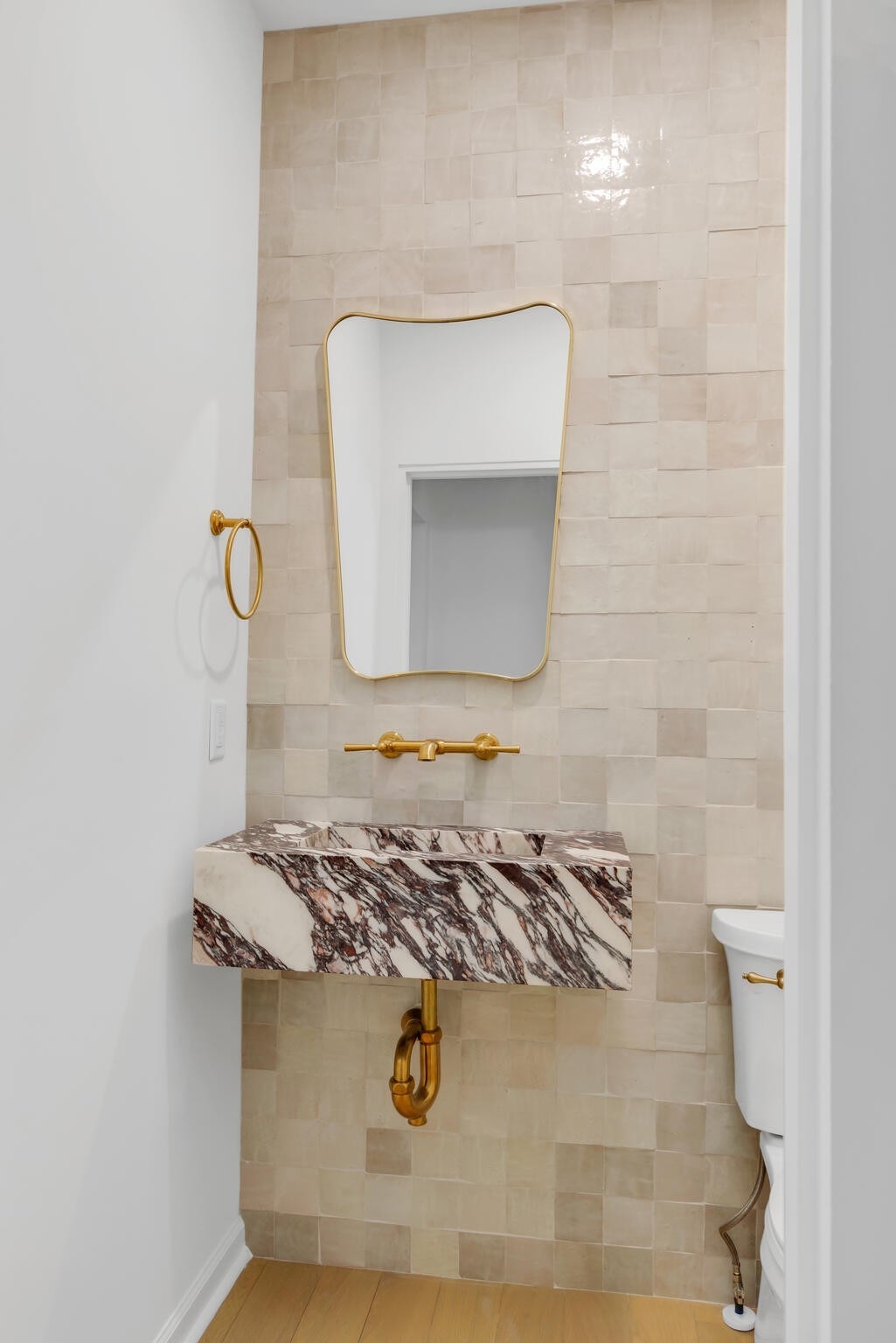 1005 Scramblers Knob Franklin, TN 37069 - Photo 15 of 41 a bathroom with a sink and a mirror