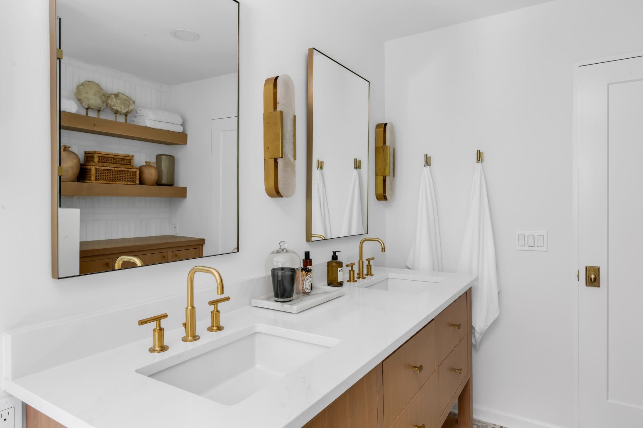 1005 Scramblers Knob Franklin, TN 37069 - Photo 22 of 41 a bathroom with a sink and a mirror
