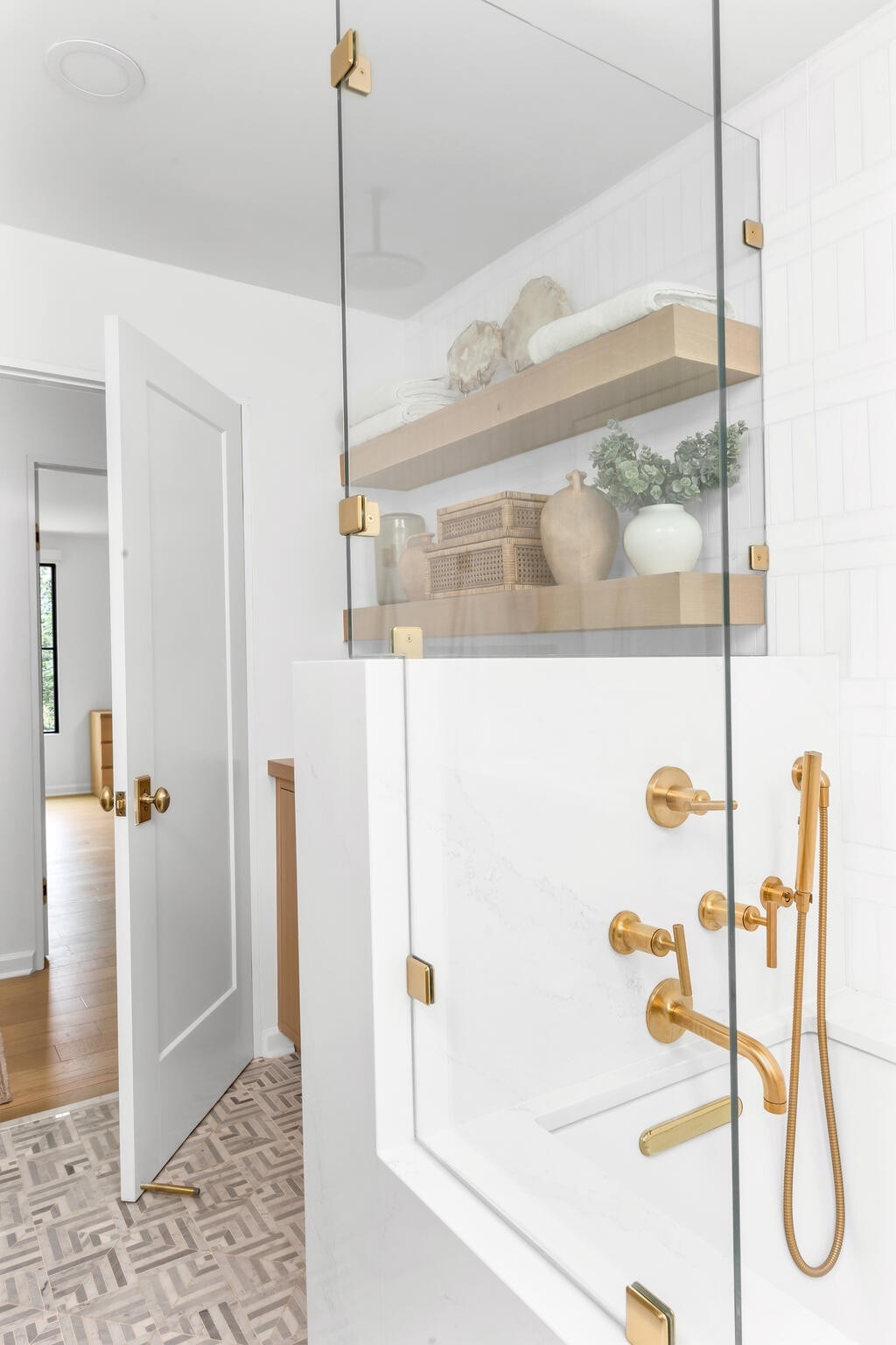 1005 Scramblers Knob Franklin, TN 37069 - Photo 23 of 41 a bathroom with a shower