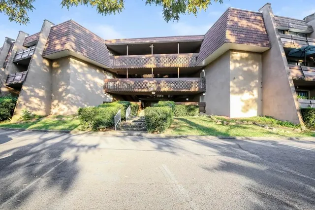 $899 | 915 South Seminole Drive, Chattanooga, TN 37412