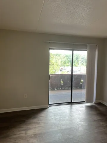 $899 | 915 South Seminole Drive, Chattanooga, TN 37412