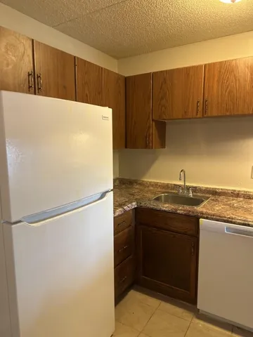 $899 | 915 South Seminole Drive, Chattanooga, TN 37412