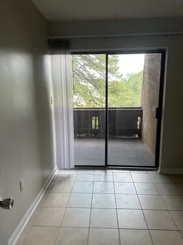 $825 | 915 South Seminole Drive, Chattanooga, TN 37412