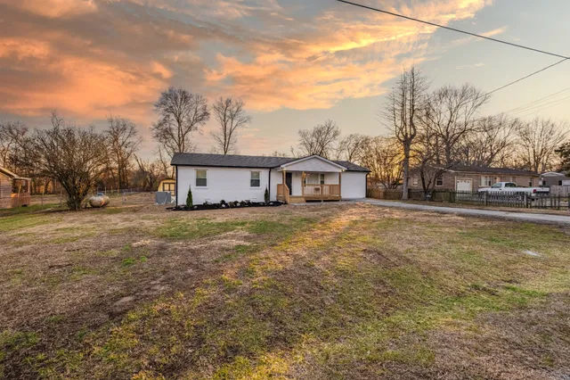 $275,000 | 385 Limbo Drive, Hillsboro, TN 37342