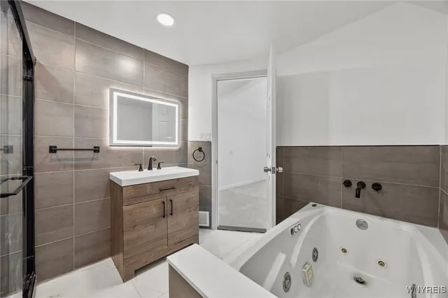 $199,000 | 24 Home Place, Lackawanna, NY 14218