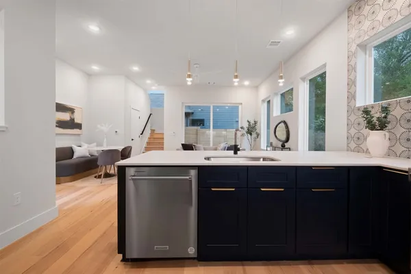 $3,500 | 4513 South 3rd Street, Unit 2, Austin, TX 78745