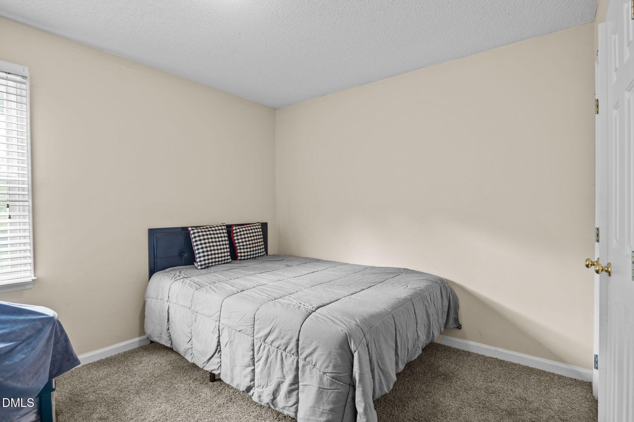 4212 Rockside Hills Drive Raleigh, NC 27603 - Photo 11 of 14 23-web-or-mls-IMG_3603