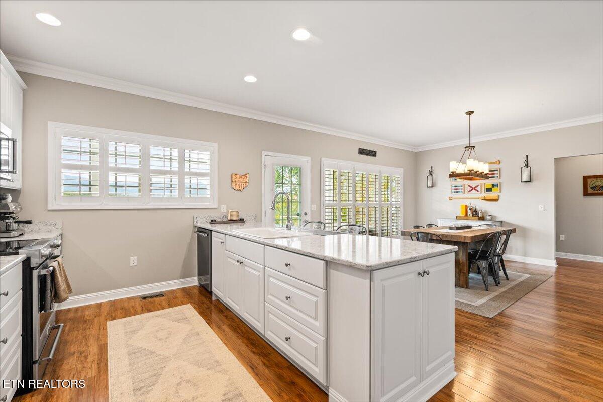 262 Bluff Trace Jacksboro, TN 37757 - Photo 31 of 50 Kitchen
