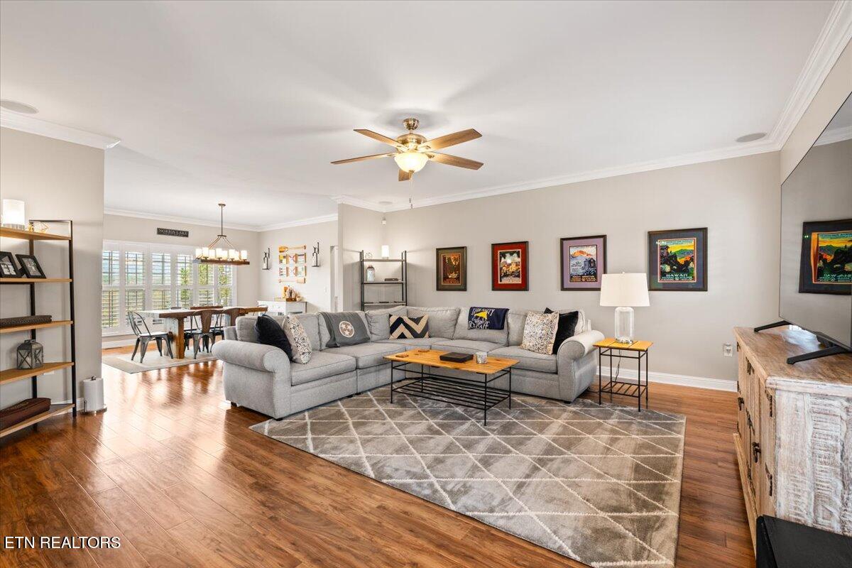 262 Bluff Trace Jacksboro, TN 37757 - Photo 7 of 50 Living room