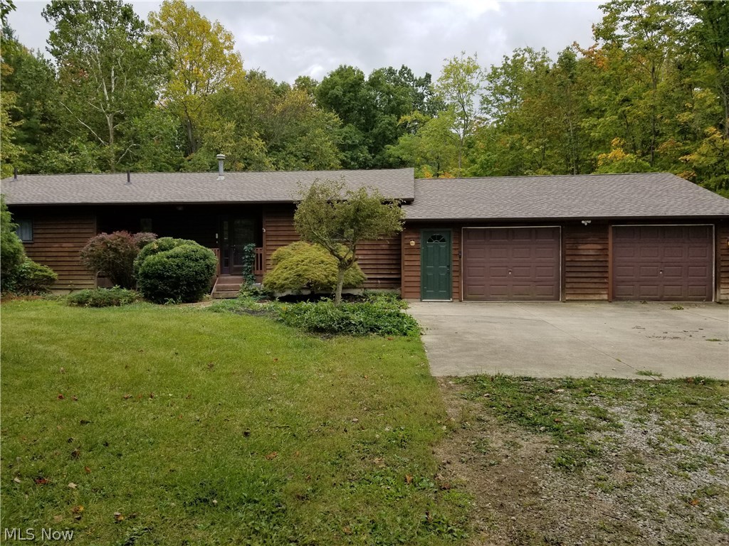 48315 Walnut Valley Road Wellington, OH 44090 - Photo 2 of 12 Gallery Image 2