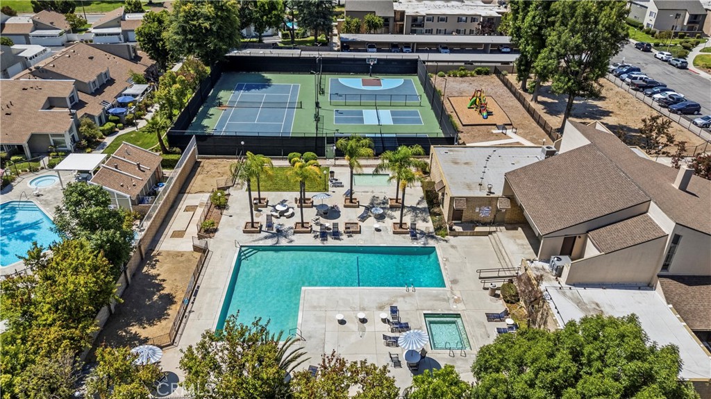25825 Tournament Road, Unit I9 Valencia, CA 91355 - Photo 5 of 35