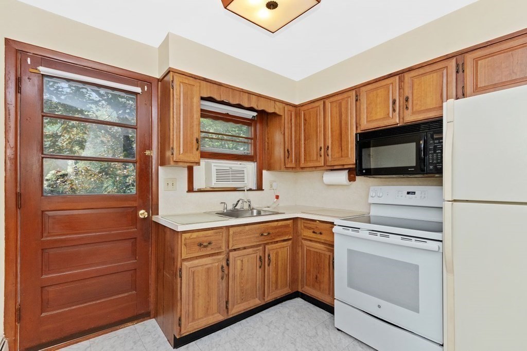 265 Pleasant Street Canton, MA 02021 - Photo 4 of 13 Gallery Image 4