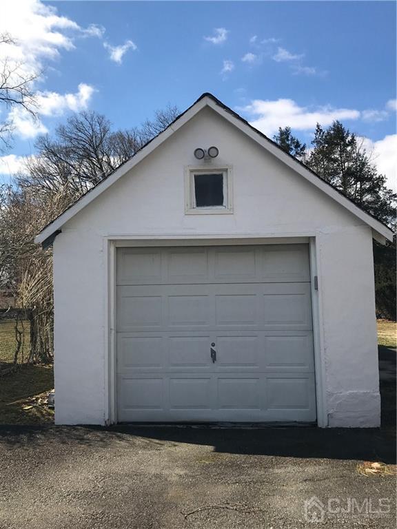702 Myrtle Road North Brunswick, NJ 08902 - Photo 4 of 9 a front view of a house