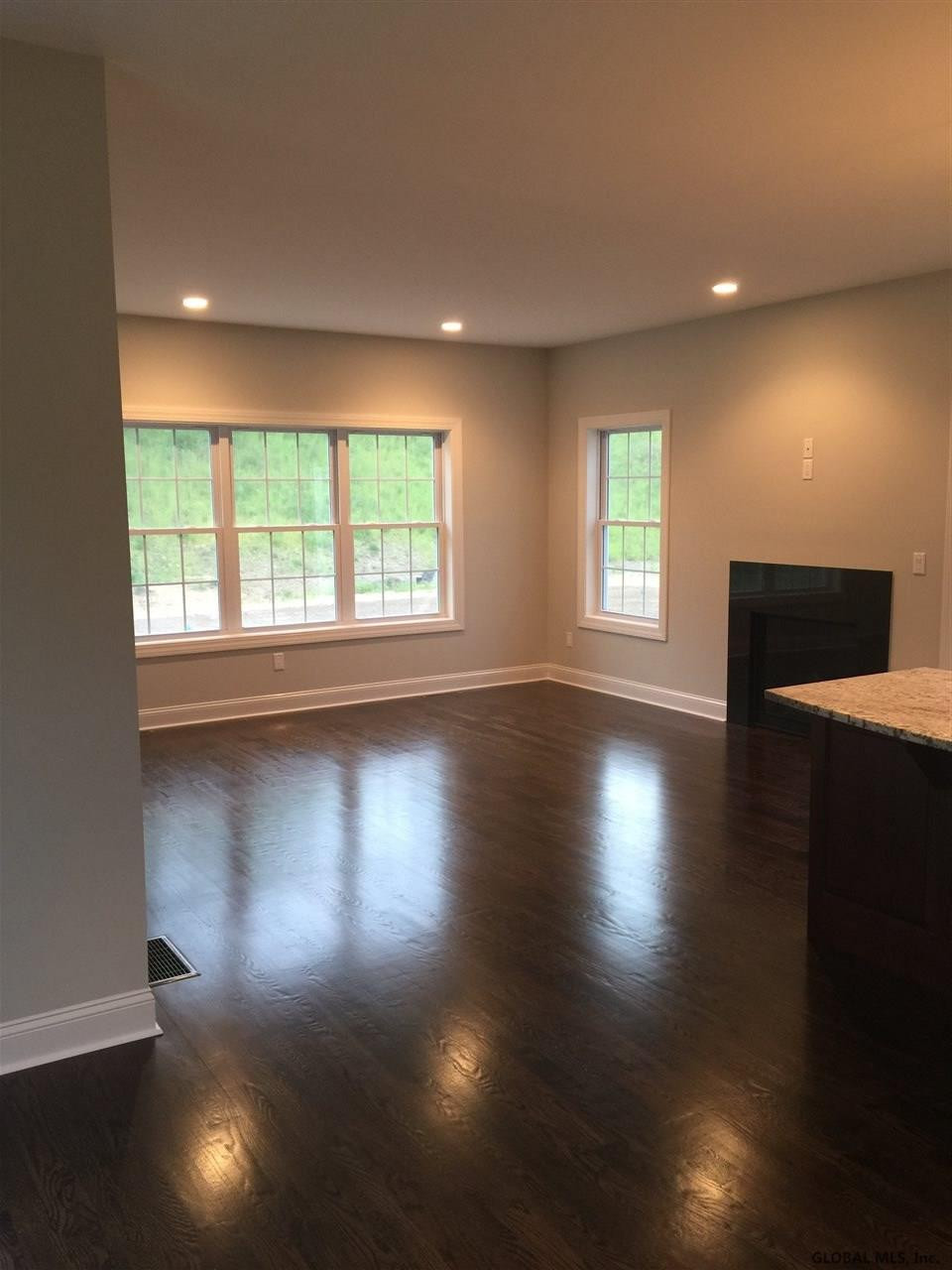 263 Feuz Road Rotterdam, NY 12306 - Photo 4 of 7 Photo 4