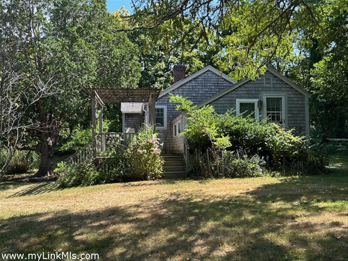 651 State Road West Tisbury, MA 02568 - Photo 10 of 48